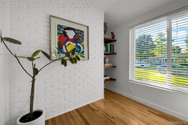 17234 Birwood Avenue, Beverly Hills Village, MI 48025