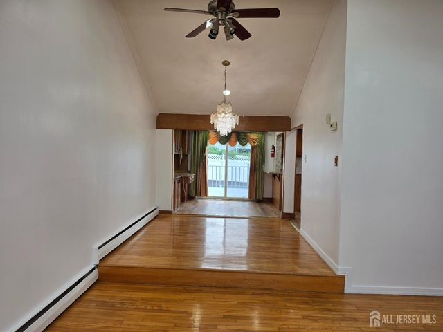 9 FLORENCE Drive, Parlin, NJ 08859