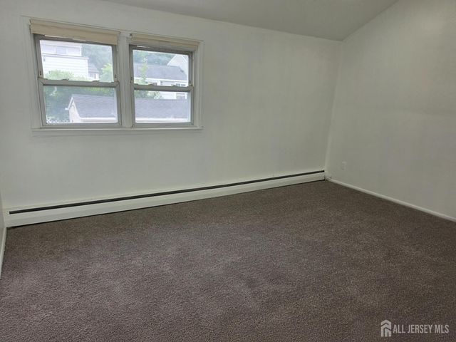 9 FLORENCE Drive, Parlin, NJ 08859
