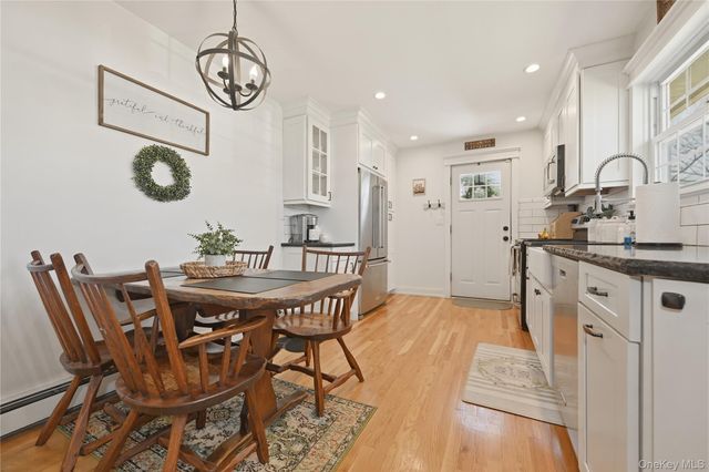 27 Chester Street, East Northport, NY 11731