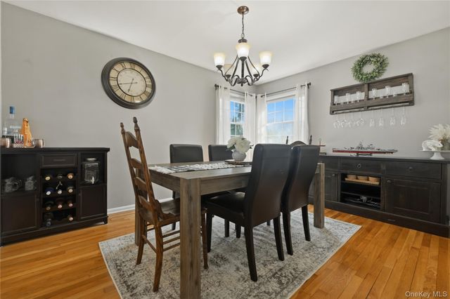 27 Chester Street, East Northport, NY 11731