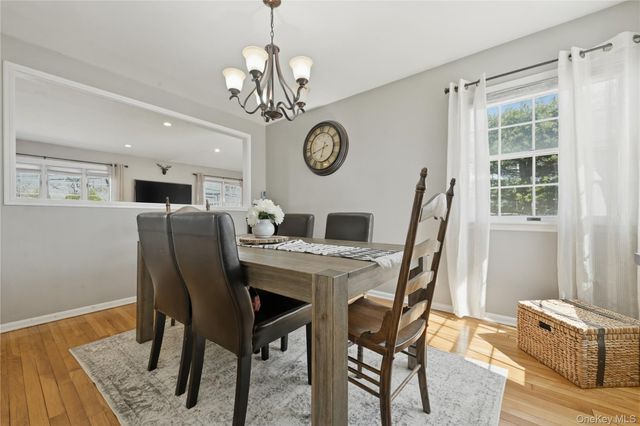 27 Chester Street, East Northport, NY 11731