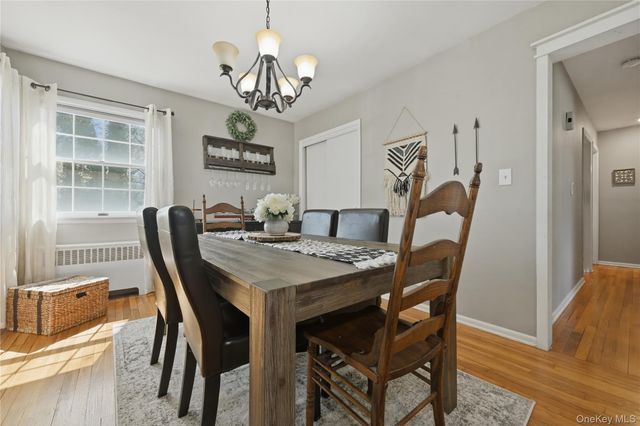 27 Chester Street, East Northport, NY 11731