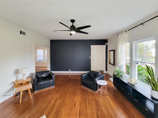 1635 Norfolk Street 2, Houston, TX 77006