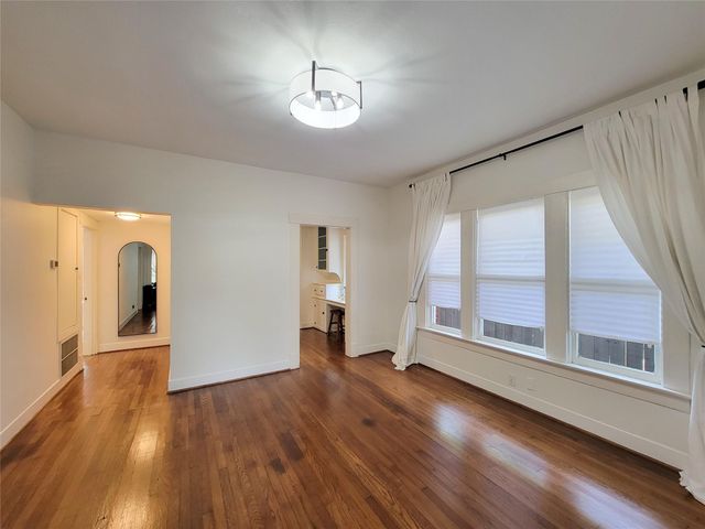 1635 Norfolk Street 2, Houston, TX 77006