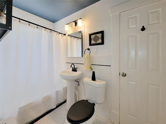 1635 Norfolk Street 2, Houston, TX 77006