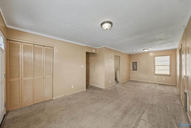 3104 Stewart Street NW, Huntsville, AL 35810