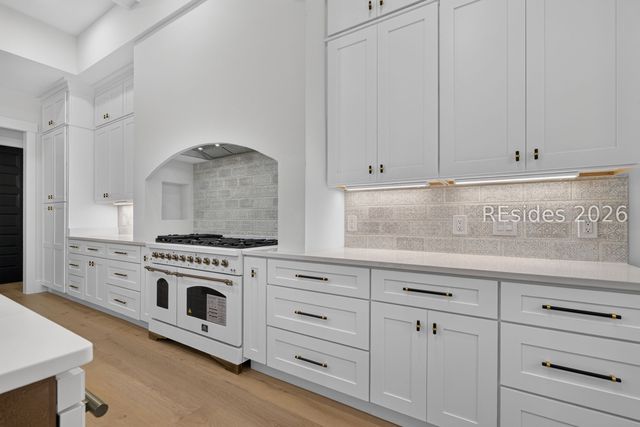 740 Colonial Dr, Hilton Head Island, SC 29926