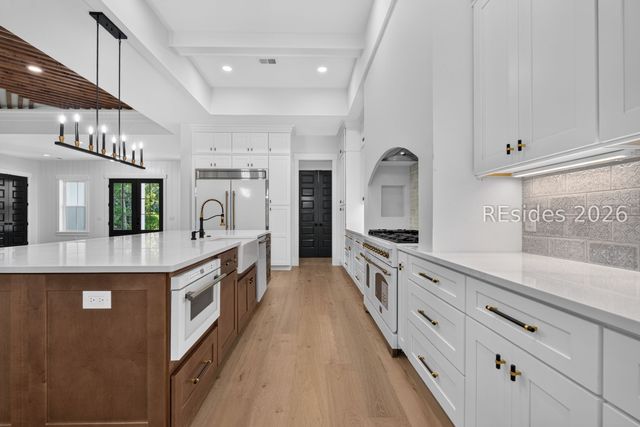 740 Colonial Dr, Hilton Head Island, SC 29926