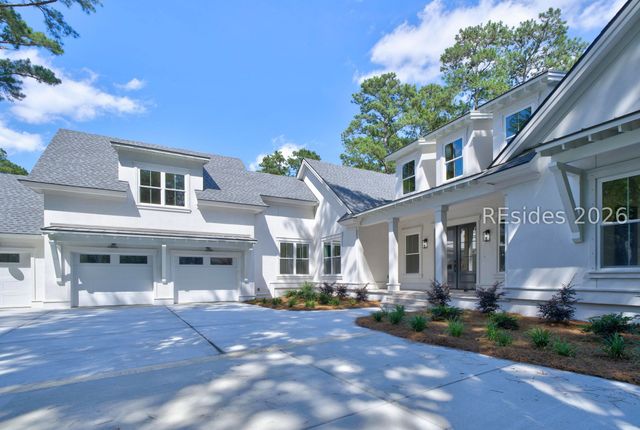 740 Colonial Dr, Hilton Head Island, SC 29926