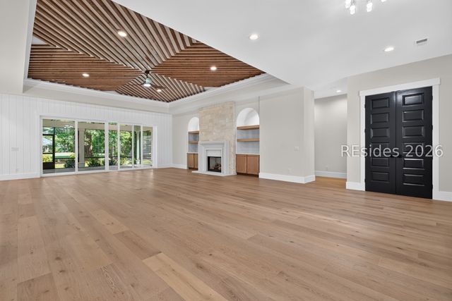 740 Colonial Dr, Hilton Head Island, SC 29926