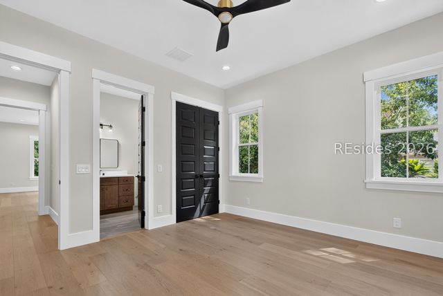 740 Colonial Dr, Hilton Head Island, SC 29926