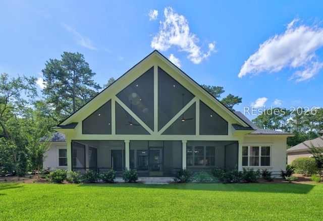740 Colonial Dr, Hilton Head Island, SC 29926