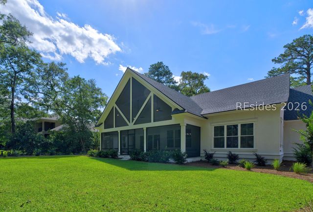 740 Colonial Dr, Hilton Head Island, SC 29926