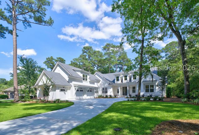 740 Colonial Dr, Hilton Head Island, SC 29926