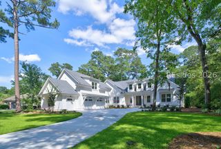 740 Colonial Dr, Hilton Head Island, SC 29926