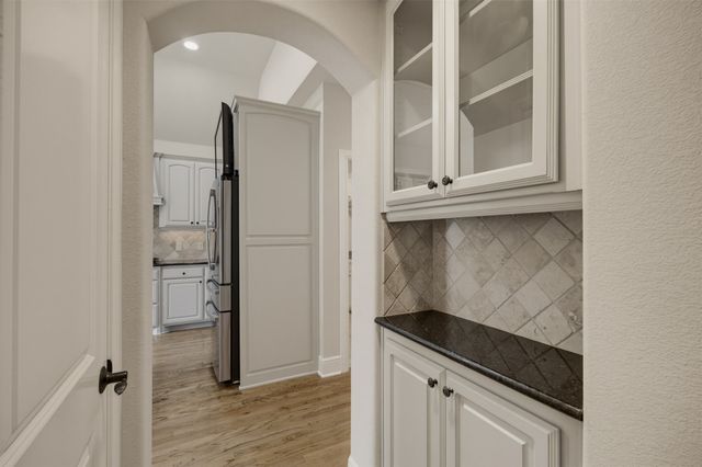 6013 Avalon Street, North Richland Hills, TX 76180