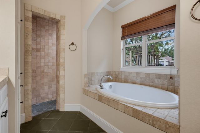 6013 Avalon Street, North Richland Hills, TX 76180