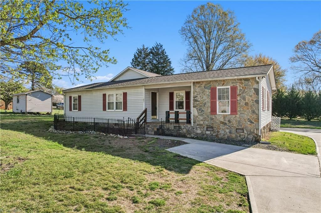 107 S Hambley Street, Rockwell, NC 28138