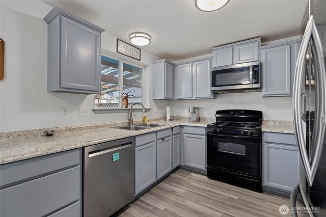 1832 Portal Common Way, Ferndale, WA 98248