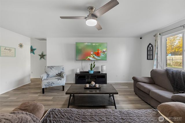 1832 Portal Common Way, Ferndale, WA 98248