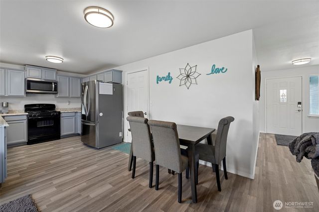 1832 Portal Common Way, Ferndale, WA 98248