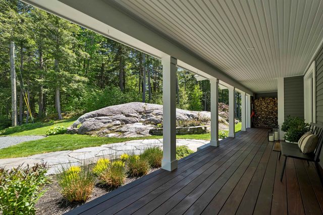 50 Ice House Road, New London, NH 03257