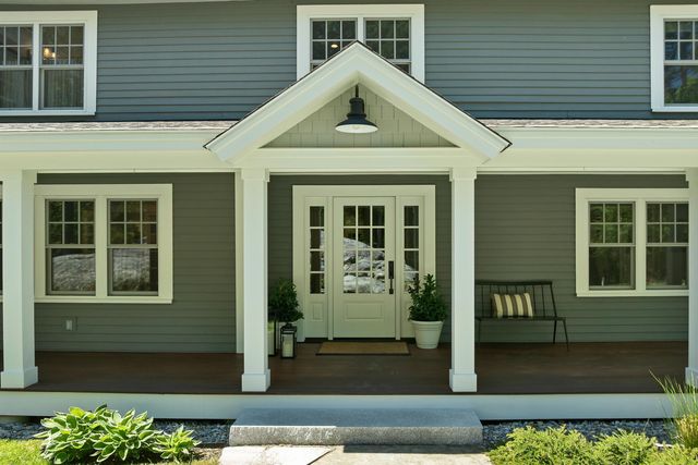 50 Ice House Road, New London, NH 03257