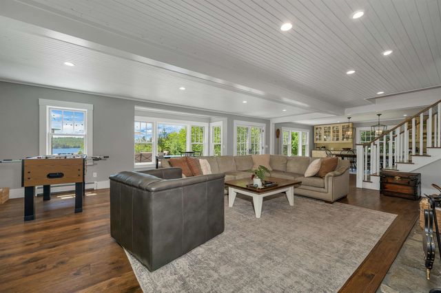 50 Ice House Road, New London, NH 03257