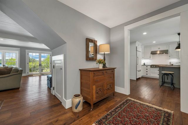50 Ice House Road, New London, NH 03257