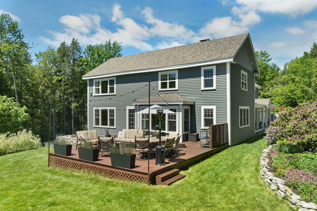 50 Ice House Road, New London, NH 03257