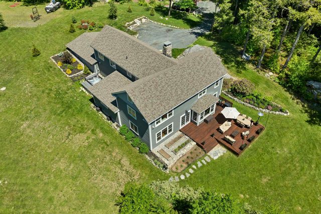 50 Ice House Road, New London, NH 03257