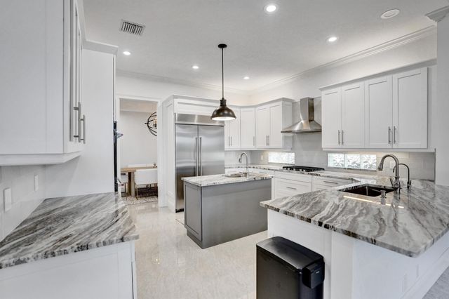 9210 Equus Circle, Boynton Beach, FL 33472