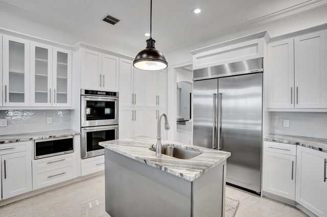 9210 Equus Circle, Boynton Beach, FL 33472