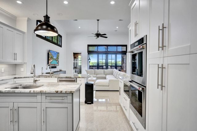 9210 Equus Circle, Boynton Beach, FL 33472