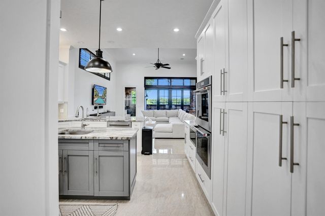 9210 Equus Circle, Boynton Beach, FL 33472