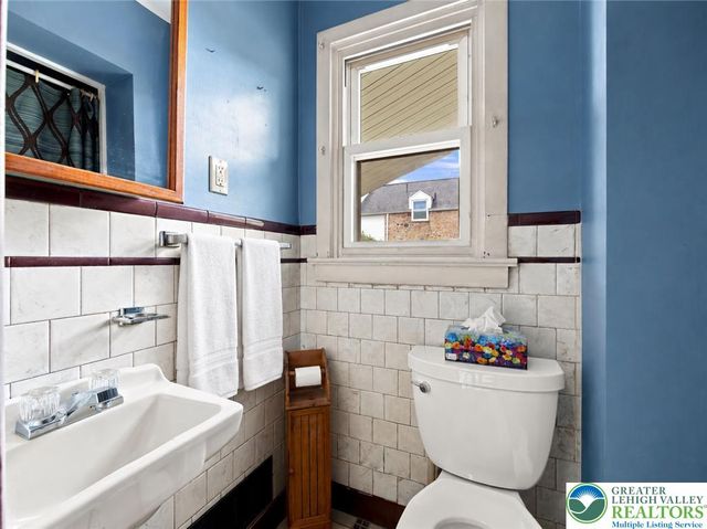 404 North 3rd Street, Emmaus Boro, PA 18049