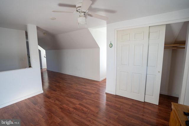 210 ROCKLAWN LN, Lancaster, PA 17601