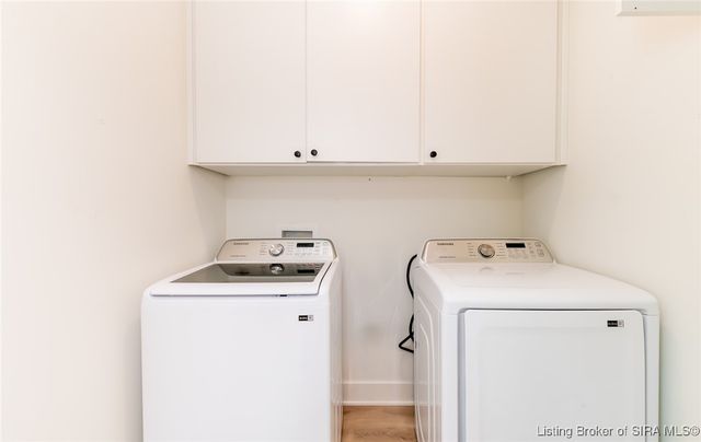 719 E Chestnut Street, Jeffersonville, IN 47130