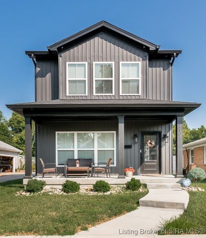 719 E Chestnut Street, Jeffersonville, IN 47130