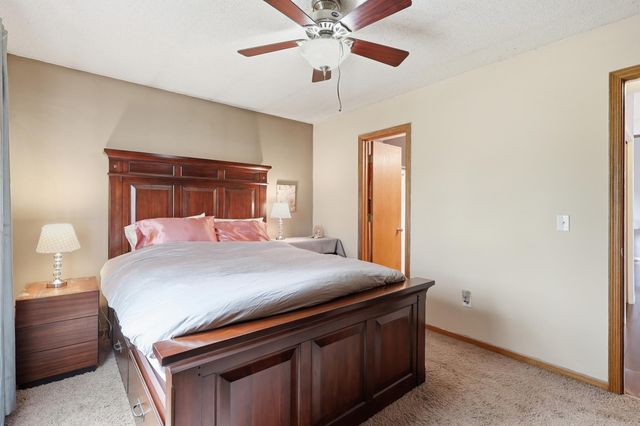 1917 Heritage Drive, Shakopee, MN 55379