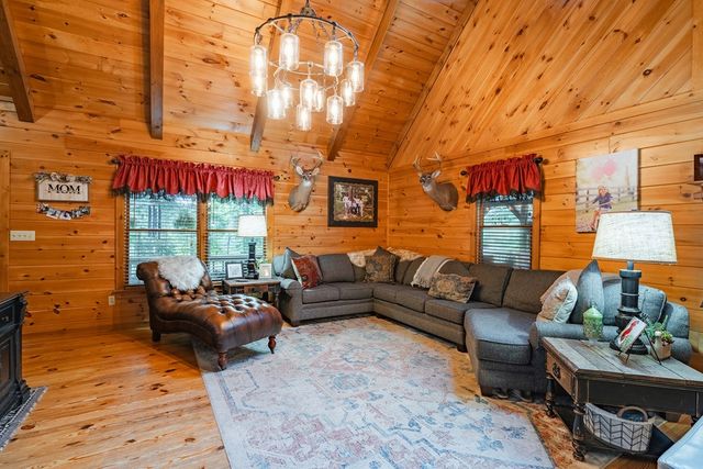270 Stone Lane, Blue Ridge, GA 30513
