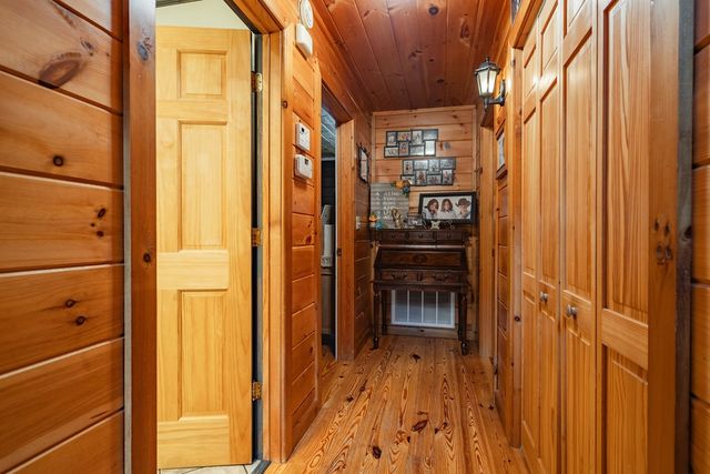 270 Stone Lane, Blue Ridge, GA 30513