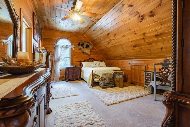 270 Stone Lane, Blue Ridge, GA 30513