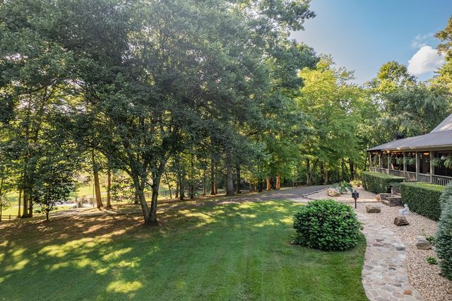 270 Stone Lane, Blue Ridge, GA 30513