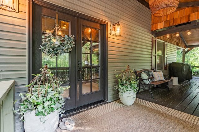 270 Stone Lane, Blue Ridge, GA 30513