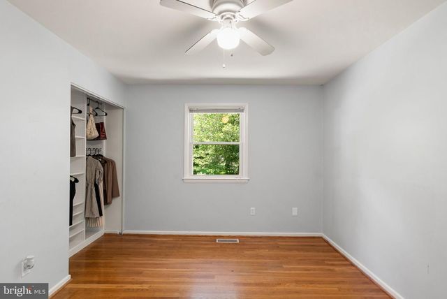 3231 FAIR WOODS PKWY, Fairfax, VA 22030