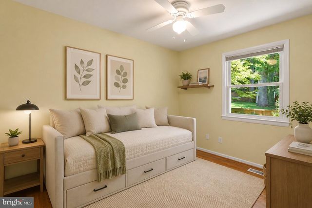 3231 FAIR WOODS PKWY, Fairfax, VA 22030