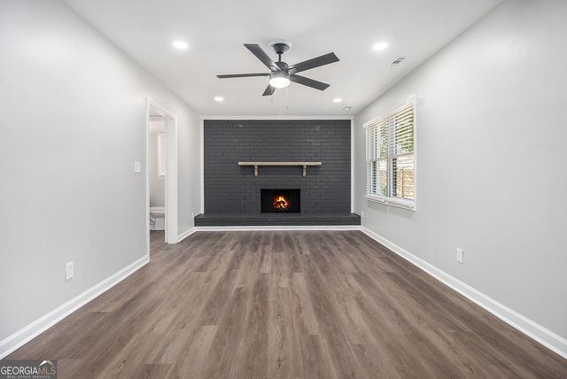 2180 E Chester Circle SE, Conyers, GA 30013