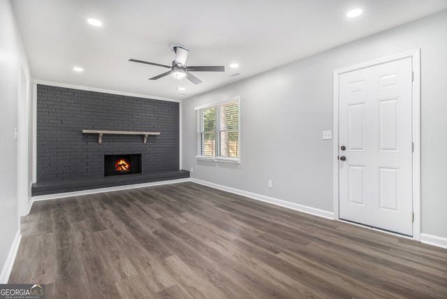 2180 E Chester Circle SE, Conyers, GA 30013